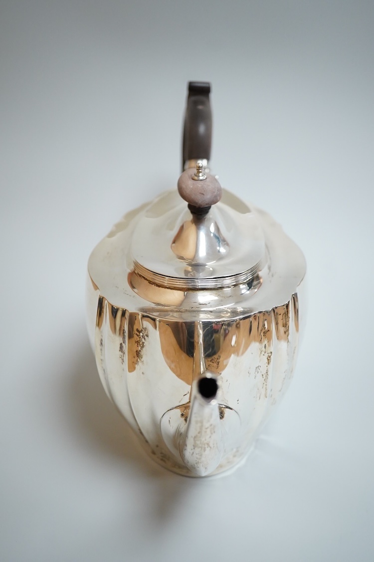 A George V silver three piece oval tea set, by S. Blanckensee & Son, Birmingham, 1918/19, gross weight 31oz.